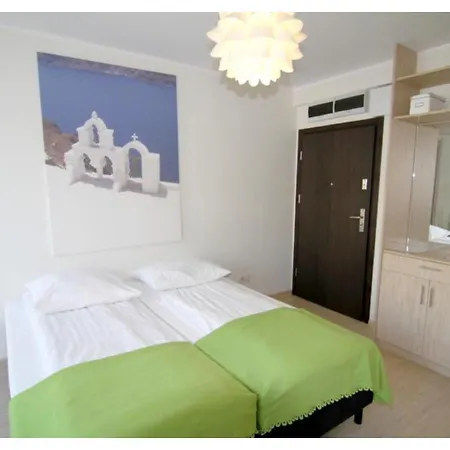 Apartamento Yellow House Lodging *